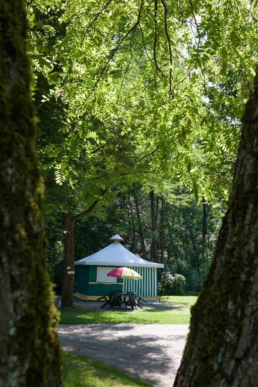 Le Camping Des 3 Lacs Belmont-Tramonet Esterno foto